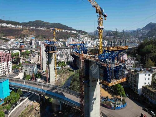 Panzhou-Xingyi Railway Xiangshuizhen Mega Bridge